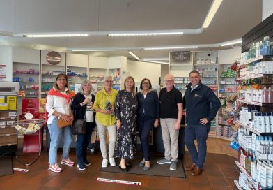Die SPD informiert sich in der Marien Apotheke